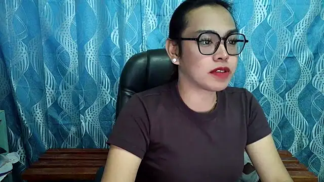 Snapshot of Your_PrettyGirlxxx chatting on September 26, 12:25 am Your PrettyGirlxxx online show from September 26, 12:25 am