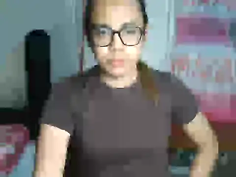 Snapshot of Your_PrettyGirlxxx chatting on October 4, 11:30 am Your PrettyGirlxxx online show from October 4, 11:30 am