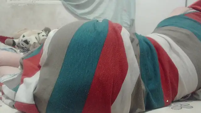 Kittywhiteass online show from February 26, 8:04 am