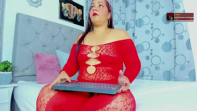 AmandaNordby  online show from November 10, 10:53 pm