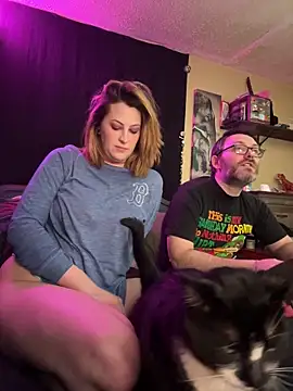 Snapshot of Mallorykoxx69 chatting on December 8, 8:30 am Mallorykoxx69 online show from December 8, 8:30 am