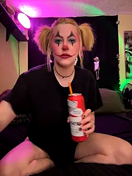 Snapshot of Mallorykoxx69 chatting on November 1, 7:54 am Mallorykoxx69 online show from November 1, 7:54 am