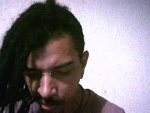 Snapshot of DarkSlim666 chatting on February 3, 12:09 am DarkSlim666 online show from February 3, 12:09 am