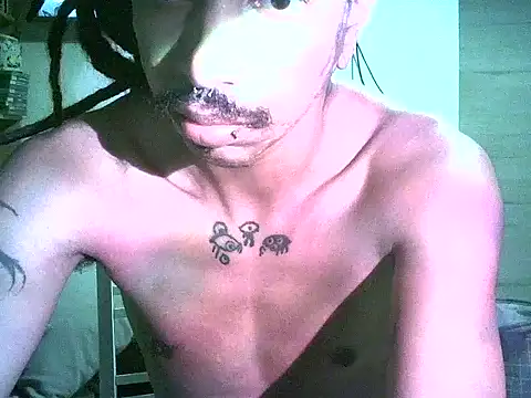 Snapshot of DarkSlim666 chatting on February 18, 12:50 am DarkSlim666 online show from February 18, 12:50 am