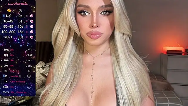 Snapshot of Judi_Abas chatting on October 14, 11:27 pm Judi Abas online show from October 14, 11:27 pm