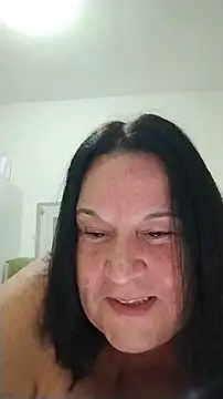 Snapshot of Yaya_Mineira chatting on June 7, 11:19 pm Yaya Mineira online show from June 7, 11:19 pm