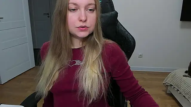 stacy miracle online show from March 14, 8:36 pm