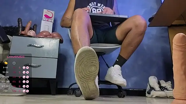 TomLover 12 online show from February 28, 12:55 am