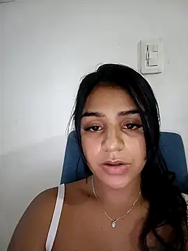 AnnRosse18 online show from February 14, 11:09 pm