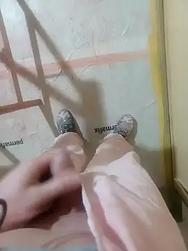 Snapshot of GeilerSchweizer chatting on January 27, 9:55 am GeilerSchweizer online show from January 27, 9:55 am