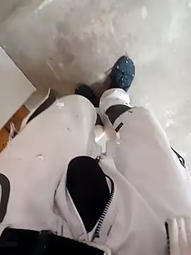 Snapshot of GeilerSchweizer chatting on November 18, 10:41 am GeilerSchweizer online show from November 18, 10:41 am