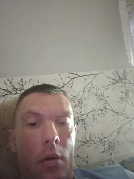 Snapshot of liderek83 chatting on July 14, 11:10 pm liderek83 online show from July 14, 11:10 pm