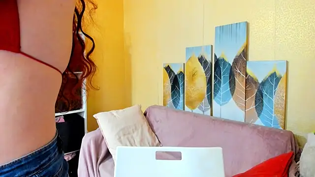 OBabyDoll online show from April 3, 12:25 pm