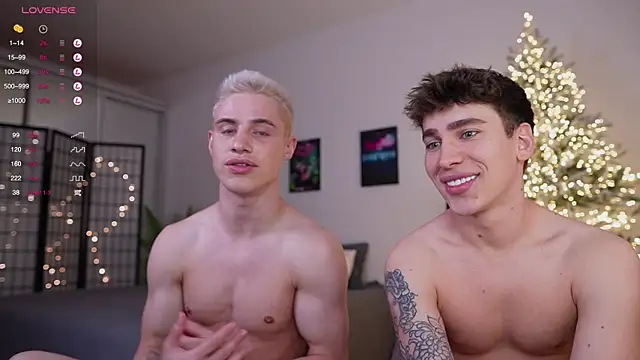 Snapshot of Evan__White_ chatting on January 10, 7:00 pm Evan  White  online show from January 10, 7:00 pm