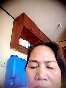 Snapshot of Sofiafuckbabes chatting on January 9, 1:50 am Sofiafuckbabes online show from January 9, 1:50 am