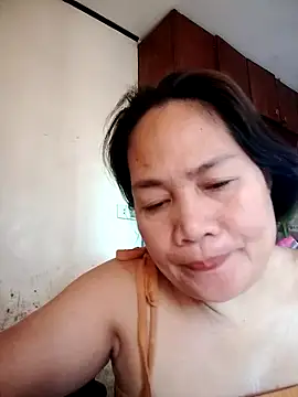 Snapshot of Sofiafuckbabes chatting on January 12, 12:39 am Sofiafuckbabes online show from January 12, 12:39 am