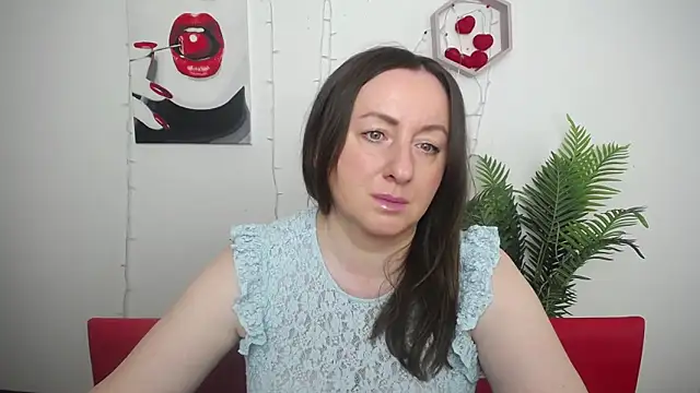 Snapshot of Abby_Taylorr chatting on April 26, 6:22 am Abby Taylorr online show from April 26, 6:22 am