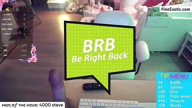 Snapshot of Vesaaa chatting on March 14, 6:32 am Vesaaa online show from March 14, 6:32 am