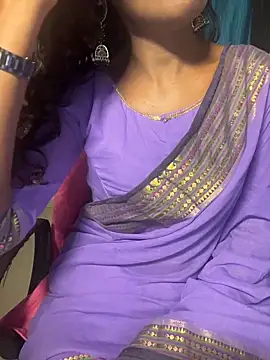 Snapshot of Indian-Squirt chatting on March 24, 7:19 pm Indian-Squirt online show from March 24, 7:19 pm