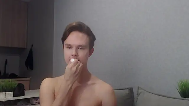 MartinMendez online show from March 7, 11:40 am