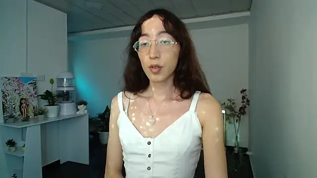 Snapshot of NicoleCortez chatting on December 15, 9:31 pm NicoleCortez online show from December 15, 9:31 pm