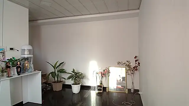 Snapshot of NicoleCortez chatting on January 12, 9:40 pm NicoleCortez online show from January 12, 9:40 pm