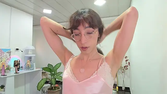 Snapshot of NicoleCortez chatting on February 4, 11:49 am NicoleCortez online show from February 4, 11:49 am