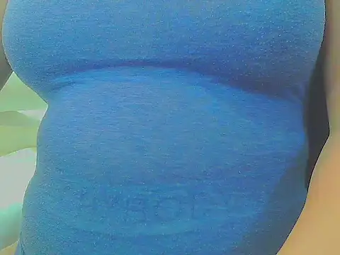 Snapshot of keepmepregnantT chatting on June 5, 9:59 am keepmepregnantT online show from June 5, 9:59 am