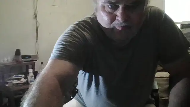 Snapshot of jamestexas chatting on July 31, 7:13 pm jamestexas online show from July 31, 7:13 pm