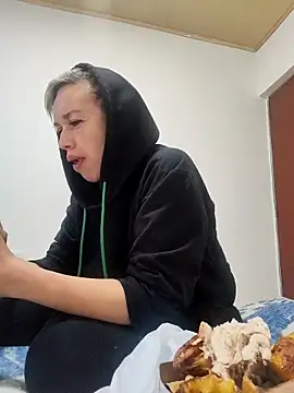 sexymarilyncolombia online show from March 15, 10:22 pm