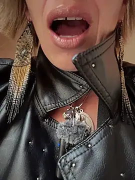 sexymarilyncolombia online show from February 20, 3:12 pm