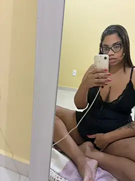 Snapshot of morenadabuceta chatting on July 18, 2:27 am morenadabuceta online show from July 18, 2:27 am