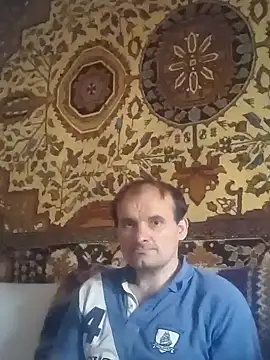 185322 online show from October 12, 11:42 am