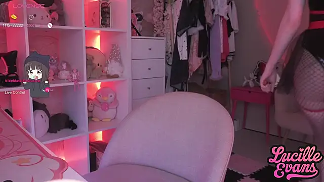 lucille evans online show from February 26, 7:31 am