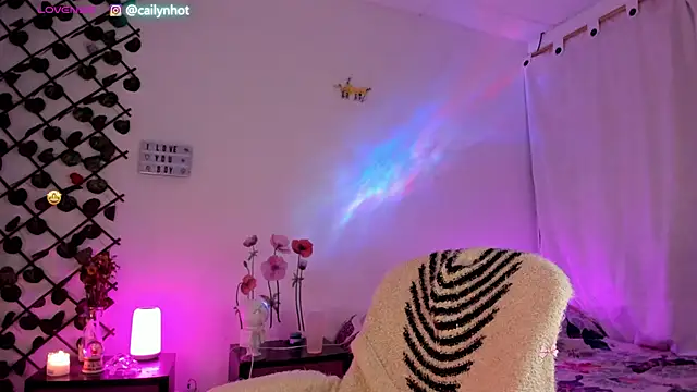 cailynhot online show from November 10, 11:15 pm