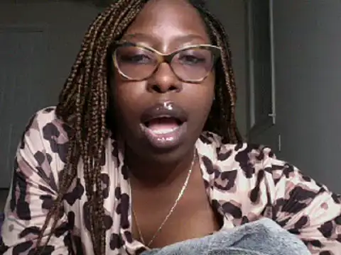 MadamIndigo online show from March 14, 4:10 am