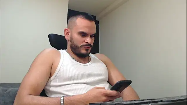 cowboyht online show from December 18, 7:03 am