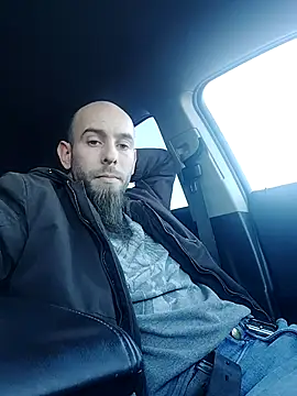 Snapshot of JohnnyFaster chatting on December 21, 9:11 pm JohnnyFaster online show from December 21, 9:11 pm