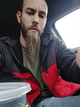 Snapshot of JohnnyFaster chatting on April 4, 2:14 pm JohnnyFaster online show from April 4, 2:14 pm