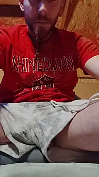 Snapshot of JohnnyFaster chatting on June 1, 12:12 am JohnnyFaster online show from June 1, 12:12 am