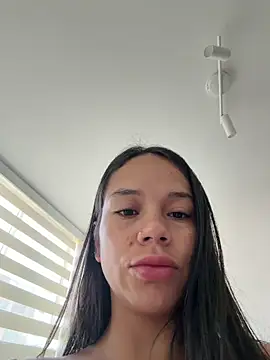 Snapshot of AmaranthaLovers_ chatting on March 14, 12:21 pm AmaranthaLovers online show from March 14, 12:21 pm