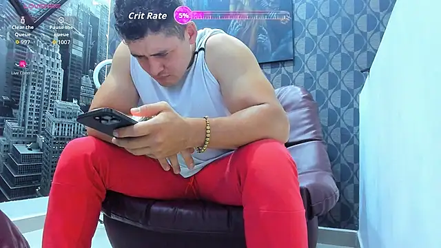 Leonsmoron online show from December 13, 9:42 pm