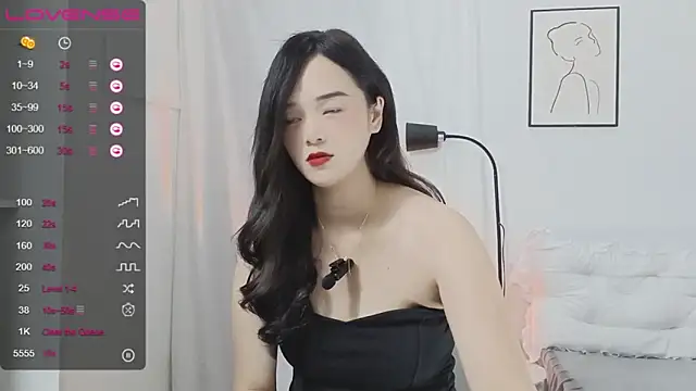 Snapshot of QiuPeiPeimmm chatting on December 4, 10:46 am QiuPeiPeimmm online show from December 4, 10:46 am