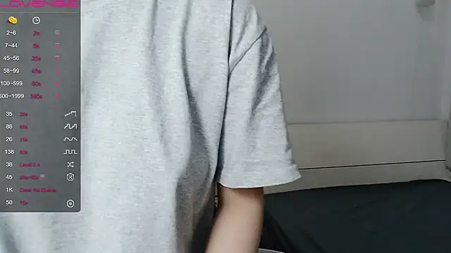 Snapshot of QiuPeiPeimmm chatting on October 1, 8:31 am QiuPeiPeimmm online show from October 1, 8:31 am