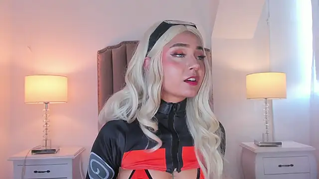 Emma Torres   online show from April 18, 12:20 pm