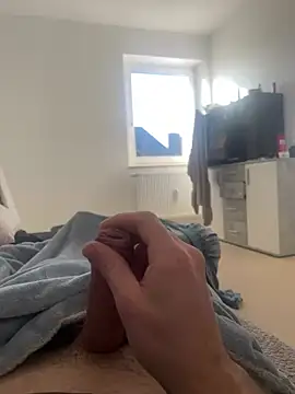 Snapshot of oroszlanw chatting on January 19, 10:39 am oroszlanw online show from January 19, 10:39 am