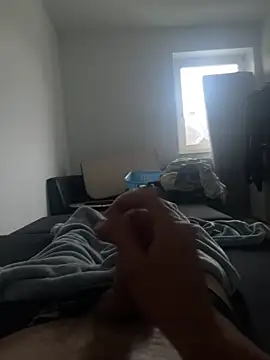 Snapshot of oroszlanw chatting on September 27, 5:34 am oroszlanw online show from September 27, 5:34 am