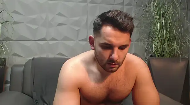 Antoniodiamond online show from January 7, 8:31 pm