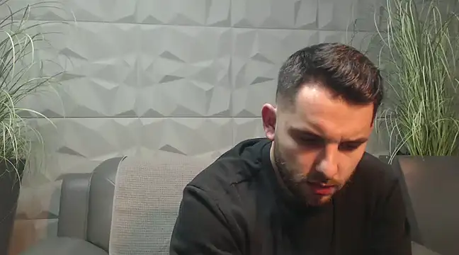 Antoniodiamond online show from February 14, 8:05 pm