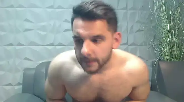 Antoniodiamond online show from March 11, 11:15 pm